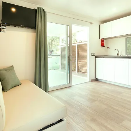 Mobile Homes - Fkk Nudist Solaris 假日公园